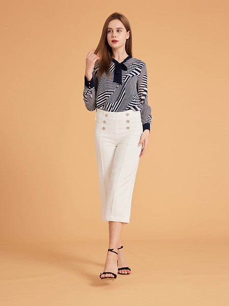 集娴2022春夏季黑色条纹雪纺衫