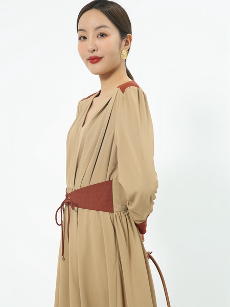 靖选2022春夏季黄色纯色连衣裙