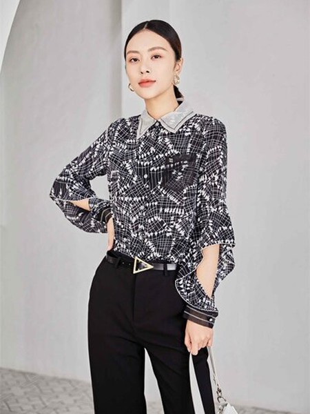 婕妮熙2022春夏季黑色印花雪纺衫