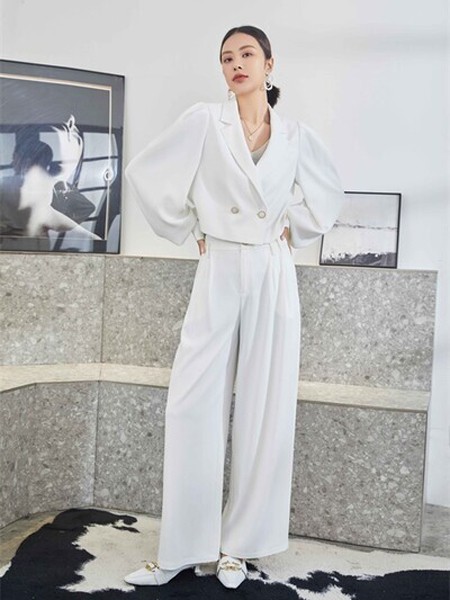 VOGUECREATECH女装2022春夏季白色纯色阔腿裤