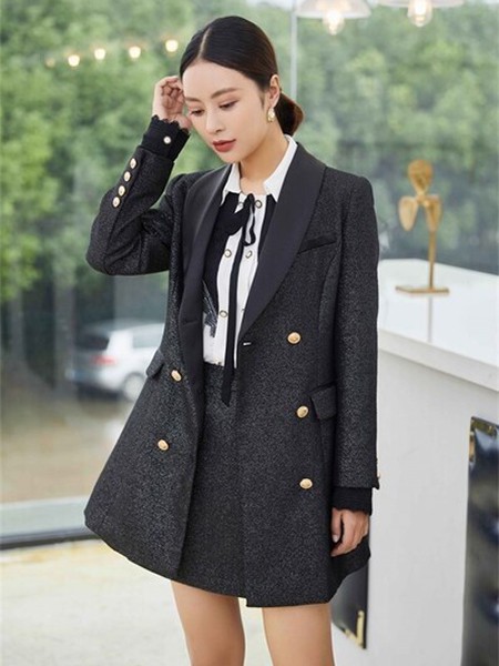 VOGUECREATECH女装2022春夏季黑色纯色西装