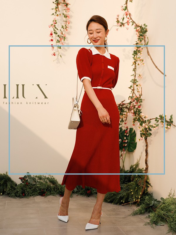 丽茜女装2022春夏季酒红色收腰连衣裙