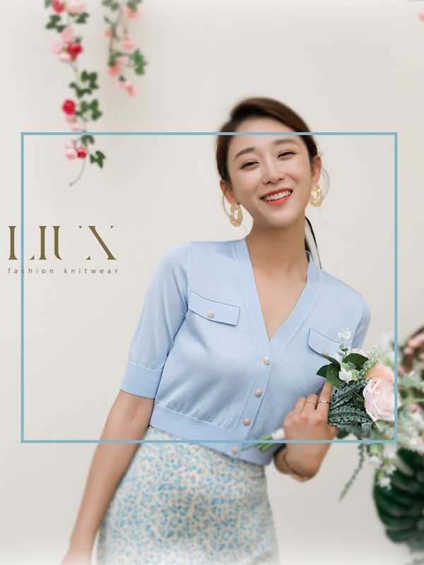 丽茜女装2022春夏季蓝色纯色针织衫