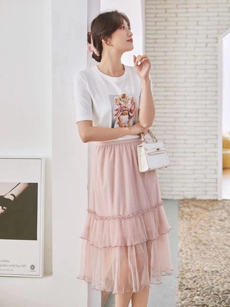 ​EVERPRO女装2022春夏季白色印花T恤