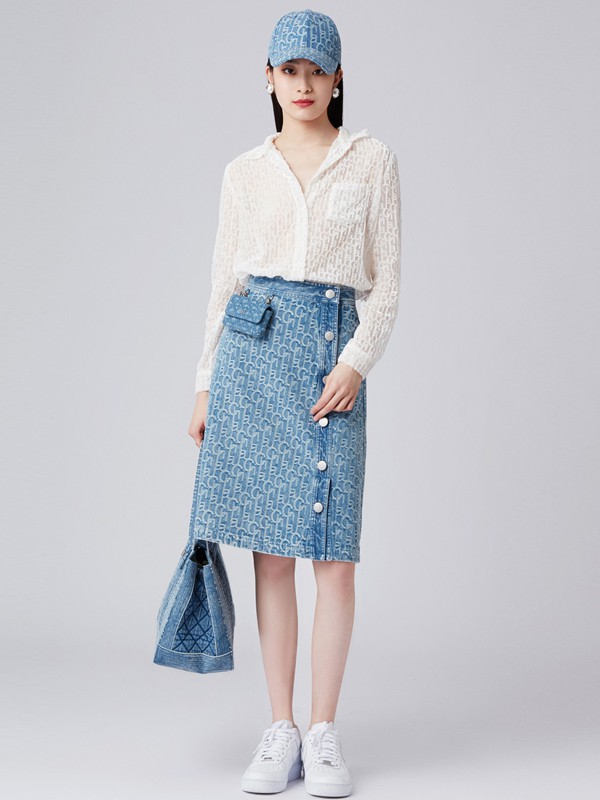 LAURENCE&CHICO2022春夏季米色纯色针织衫