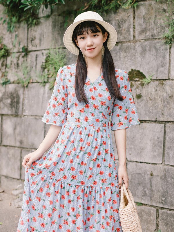 沐沢女装2022春夏季蓝色印花连衣裙