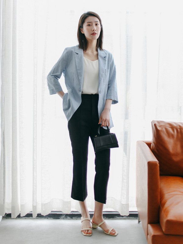 雅趋女装2022春夏季蓝色纯色西装