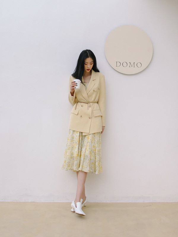 雅趋女装2022春夏季黄色纯色西装