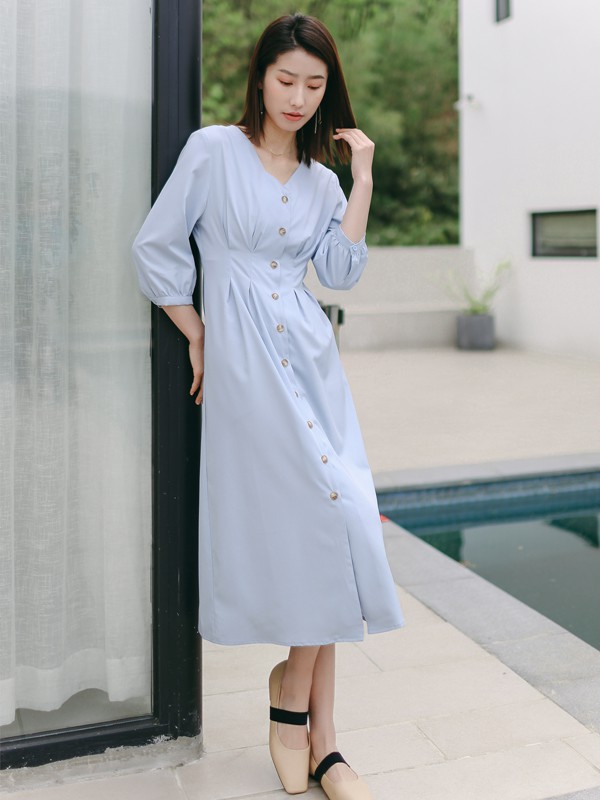 雅趋女装2022春夏季白色收腰连衣裙