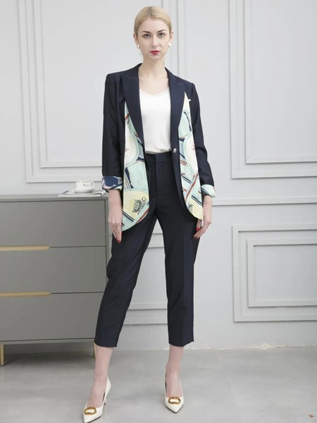 芭黎朵2022春夏季黑色纯色九分裤