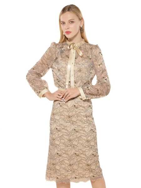 芭黎朵2022春夏季棕色印花连衣裙