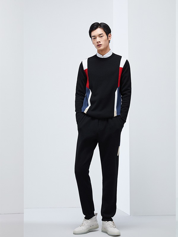 安正男装2021秋冬季黑色印花T恤