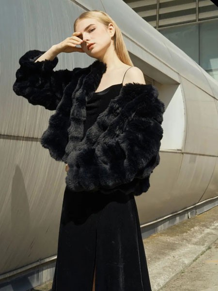 克德伊2021秋冬季黑色纯色外套