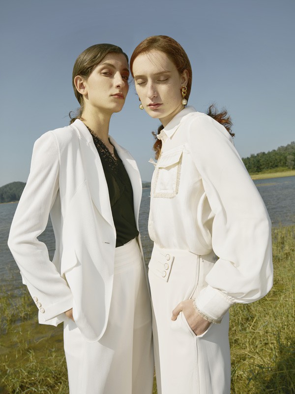 卡蔓2021春夏季白色纯色西装