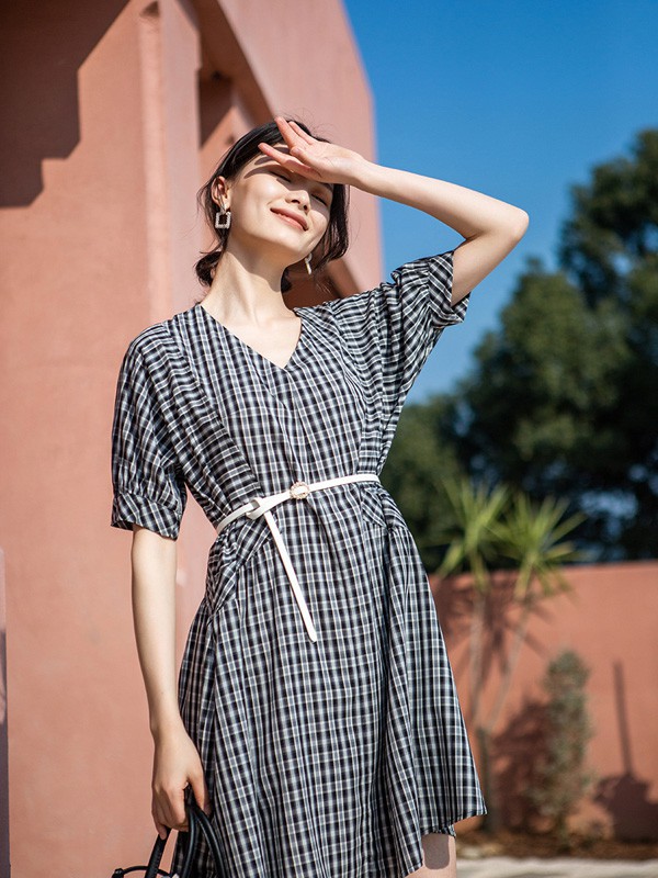 迪笛欧2021春夏季黑色格子连衣裙