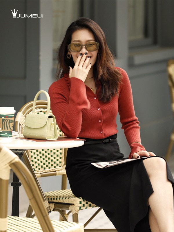 芮玛2021春夏季红色纯色衬衫