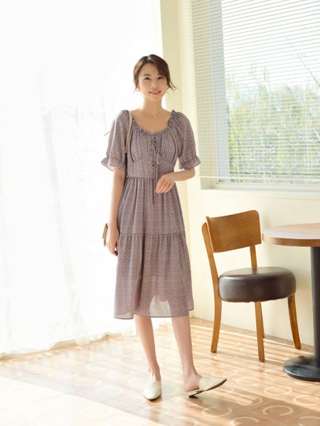 唯可佳2021春夏季灰色碎花连衣裙