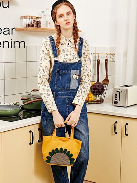 虫二2020秋冬装女装