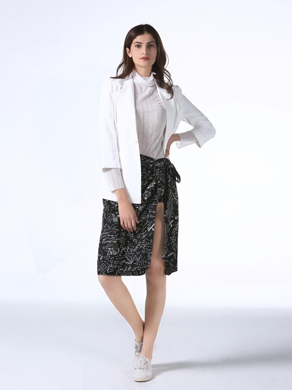 VesperLynd女装2021春夏季白色纯色外套