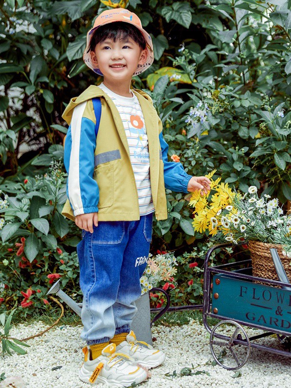 青蛙王子2021春夏装童装