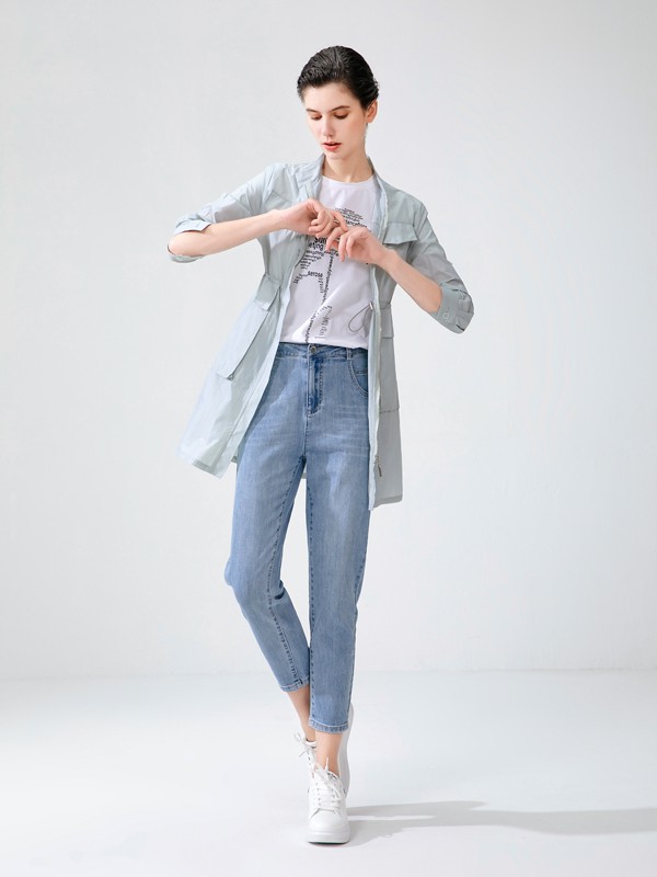 熙嬅2021春夏季浅蓝色纯色外套