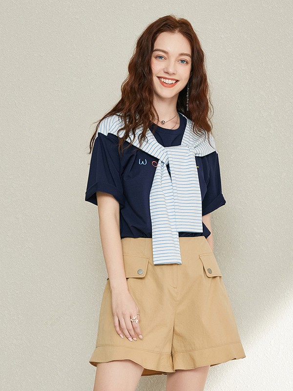 音菲梵2021春夏季肤色字母T恤