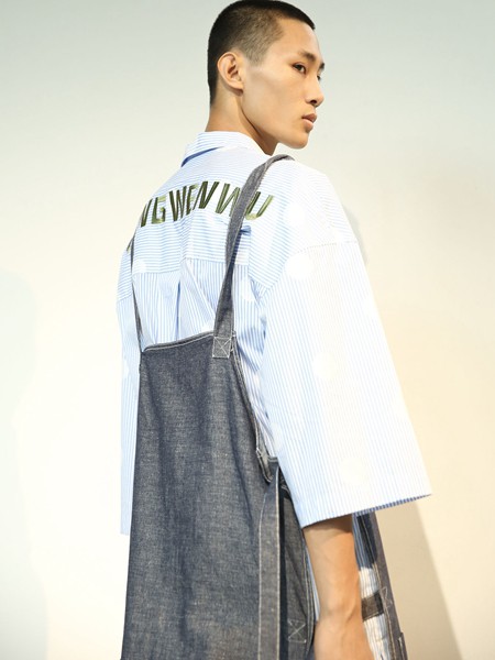 观译2021春夏季蓝色条纹衬衫