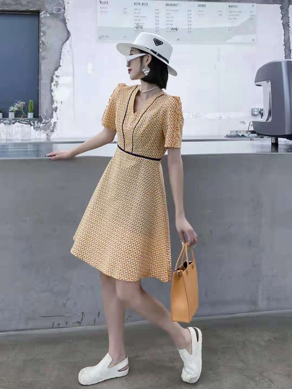 简诣2021春夏装女装