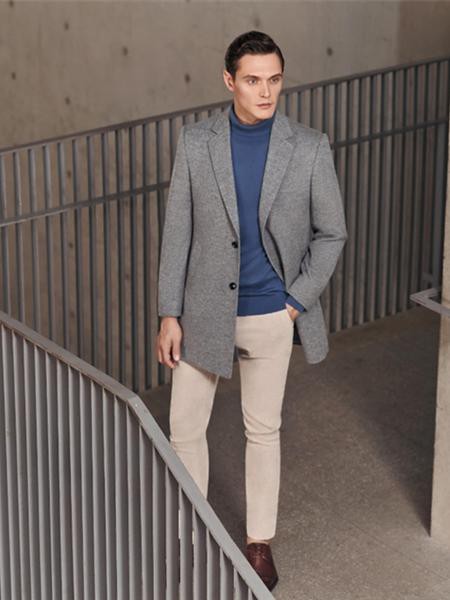 希努尔男装2021秋冬季银色西装