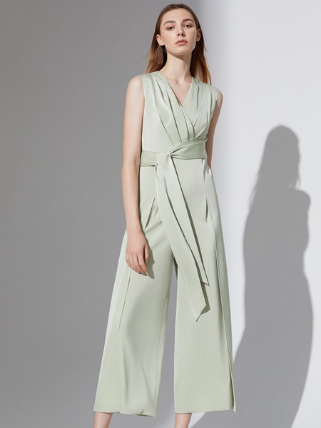 奥伦提女装2021春夏季抹茶绿连体裤