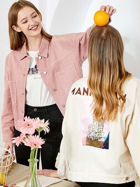 朵以2021春夏季粉色外套