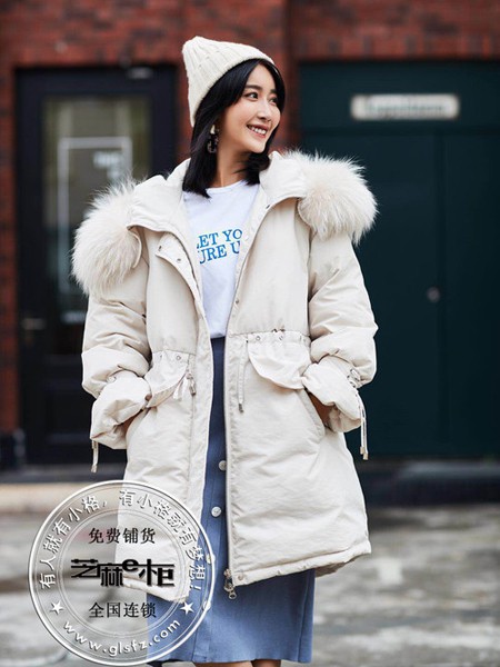 芝麻E柜女装2021秋冬季白色羽绒服