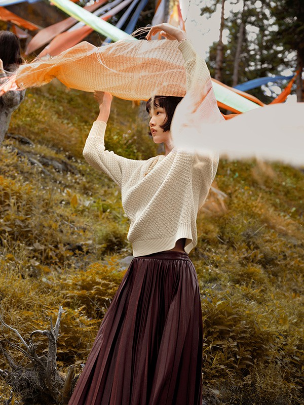 日播女装2021春夏季白色毛衣