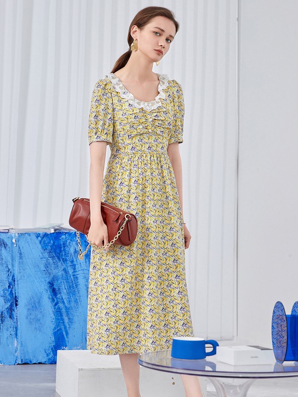 伊布都2021春夏季绿色碎花连衣裙