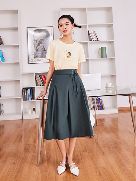 阿依莲2021春夏季黄色印花T恤