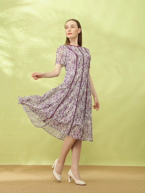 美尔雅2021春夏季灰色印花连衣裙