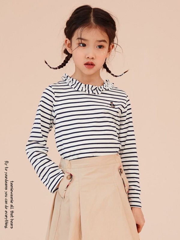 维尼熊2021春夏季白色条纹上衣