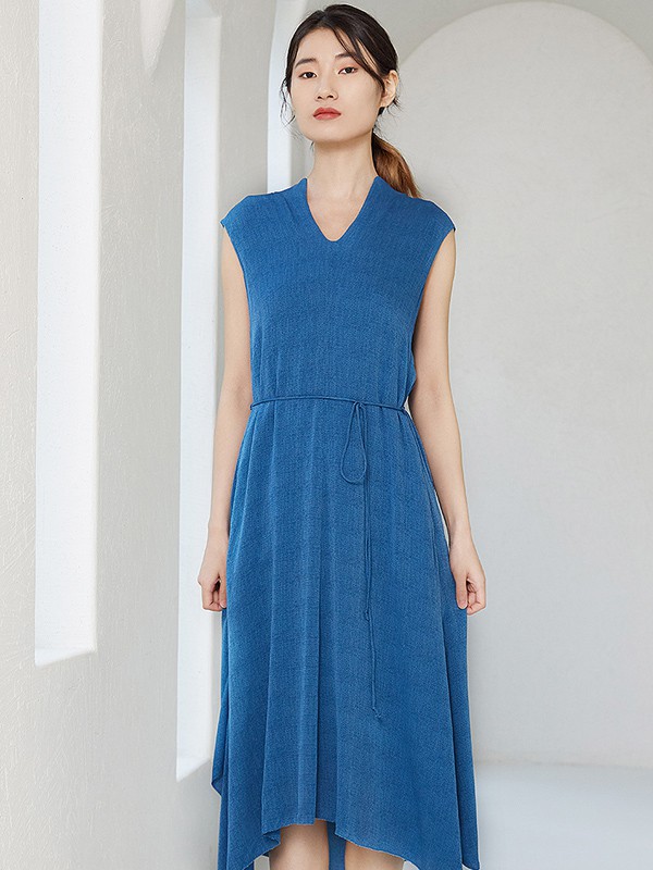 README女装2021春夏季蓝色纯色连衣裙