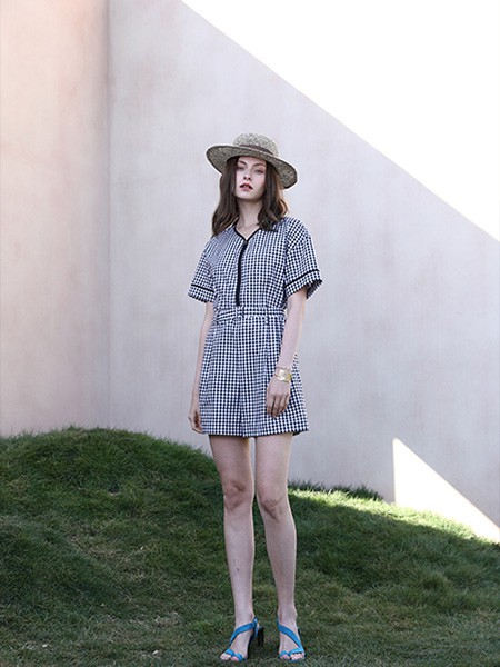 梵凯2021春夏季蓝色格子连体裤