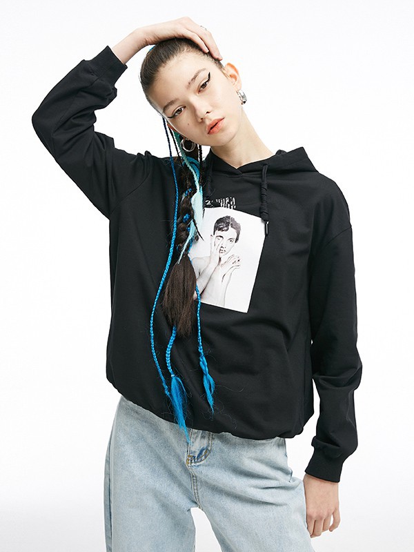 Jamor女装2021春夏季黑色印花卫衣