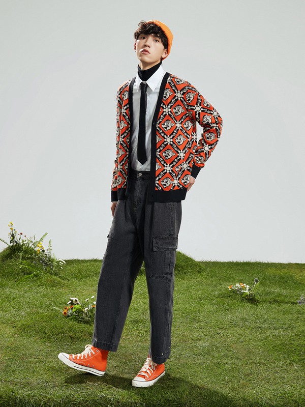 马克华菲2021春夏季橙色格子外套