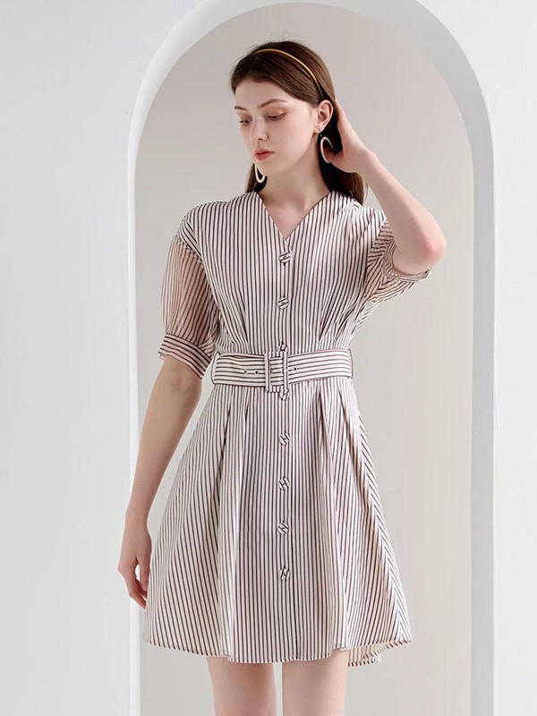 朗香2021春夏季棕色条纹连衣裙