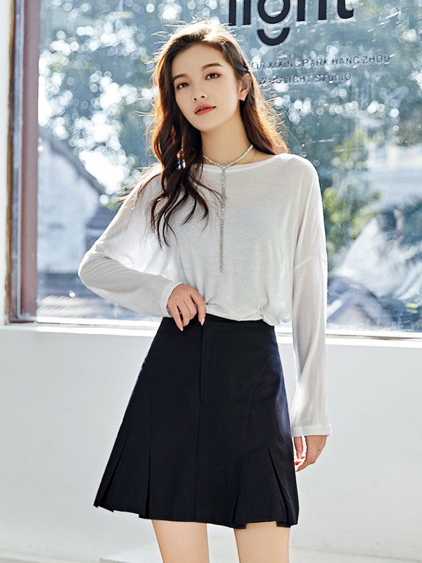 伊纳芙2021春夏季黑色纯色半身裙