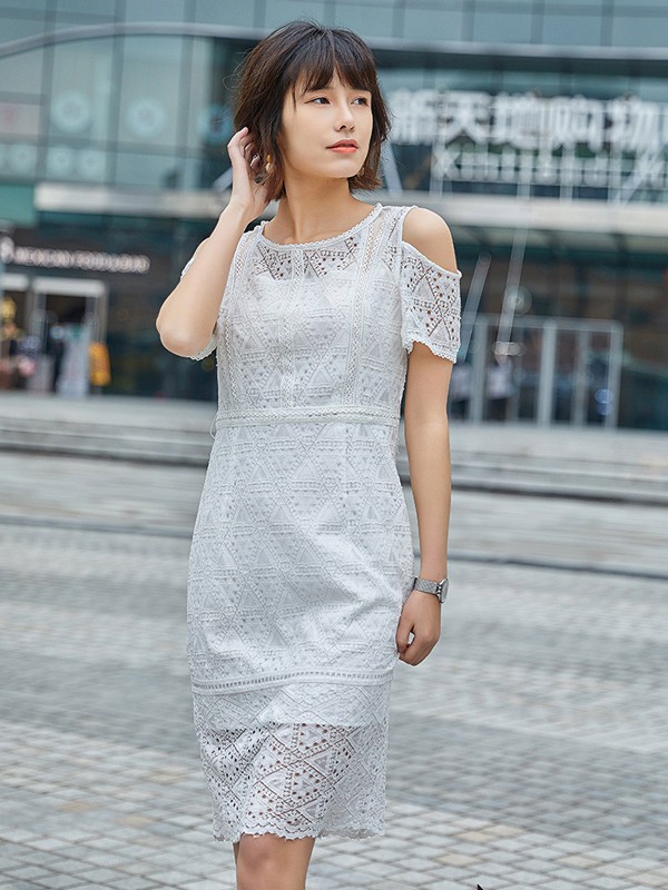 樱内女装2021春夏季白色纯色连衣裙