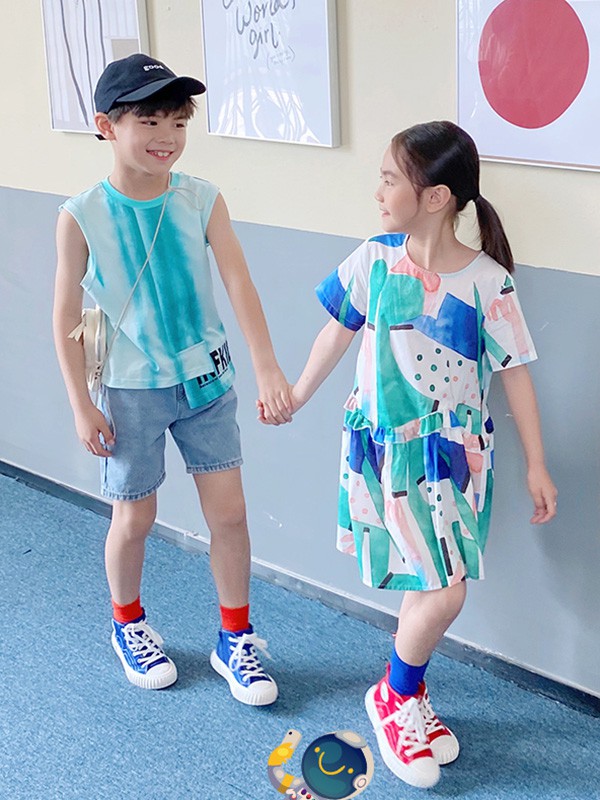 因否童装2021春夏季白色印花连衣裙