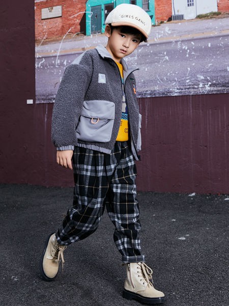 淘气贝贝2021春夏季灰色纯色派克服