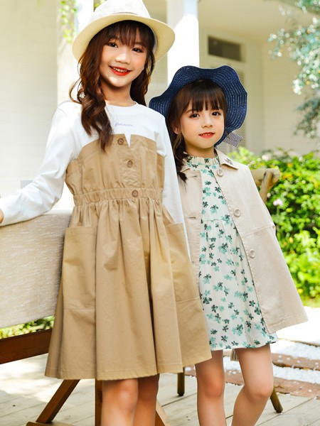 淘气贝贝童装2021春夏季拼色拼接连衣裙