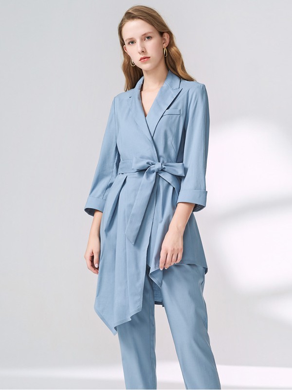 迪卡轩2021春夏季蓝色收腰外套