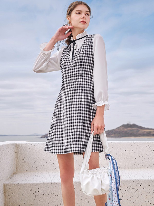 香影2021春夏季白色格子连衣裙