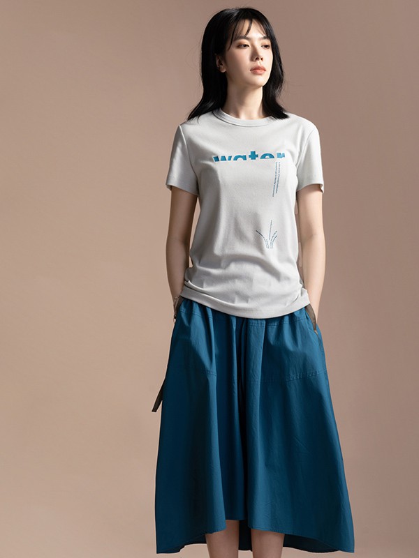 衣魔得思女装2021春夏季白色字母T恤